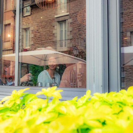 Logis Hotel Restaurant De France Saint-Geniez-dʼOlt Εξωτερικό φωτογραφία