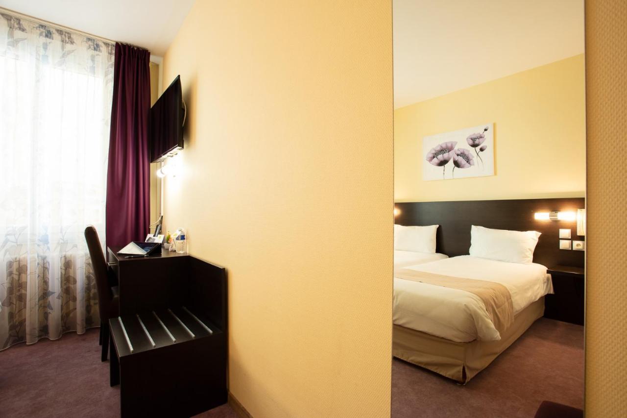 Logis Hotel Restaurant De France Saint-Geniez-dʼOlt Εξωτερικό φωτογραφία