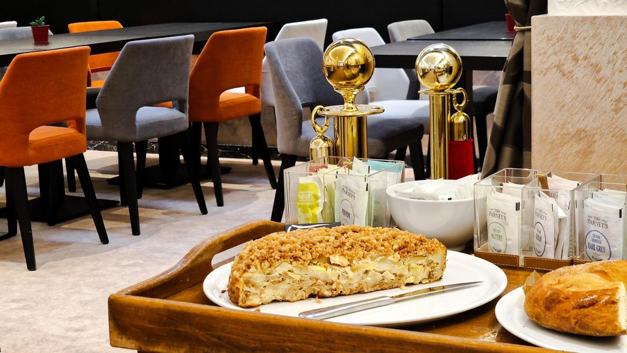 Logis Hotel Restaurant De France Saint-Geniez-dʼOlt Εξωτερικό φωτογραφία
