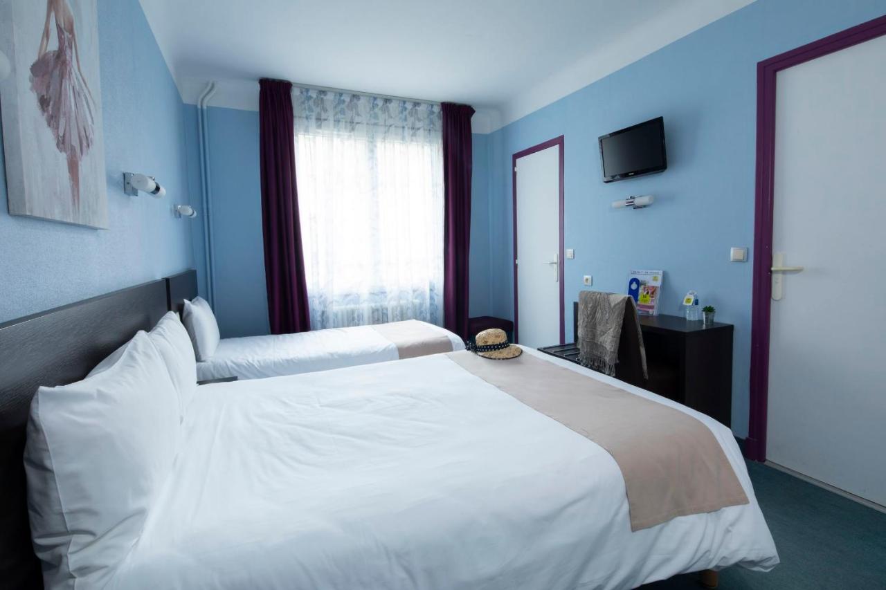 Logis Hotel Restaurant De France Saint-Geniez-dʼOlt Εξωτερικό φωτογραφία